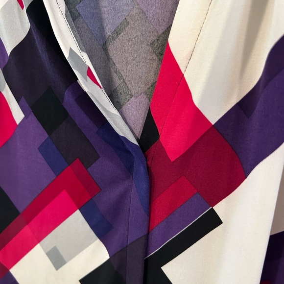 Calvin Klein top - Picture 2 of 4